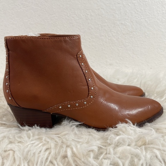 DOLCE VITA Tobin Studded Leather Bootie Brown Side Zip Size 6 NEW - Picture 7 of 16